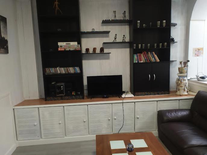 Elche Universidad Apartment Bagian luar foto